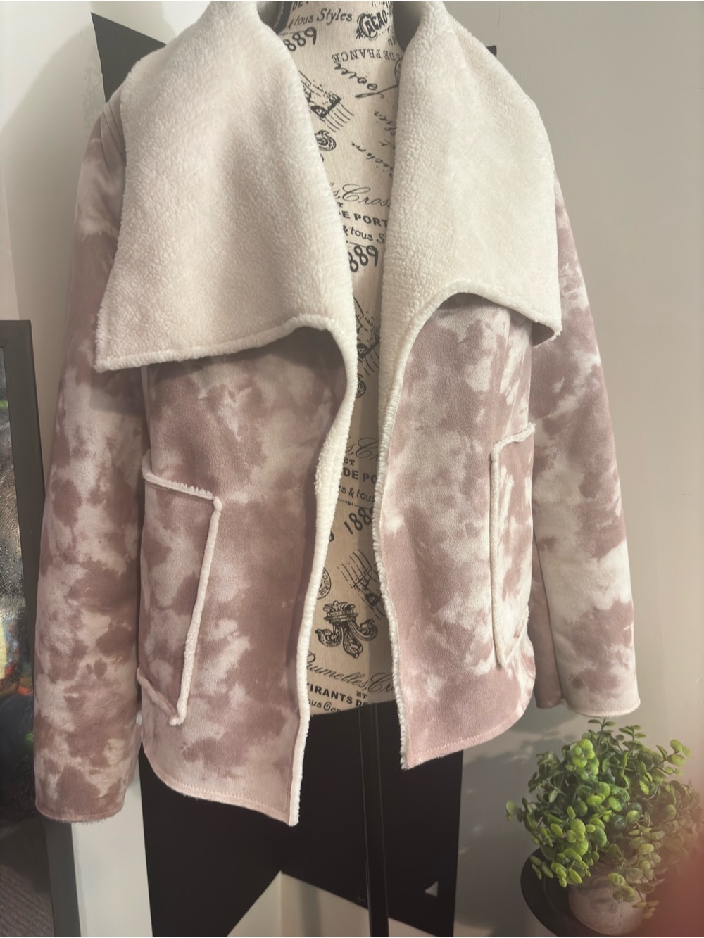 VENUS Pink Tie-Dye Teddy Jacket with Cream Sherpa Collar